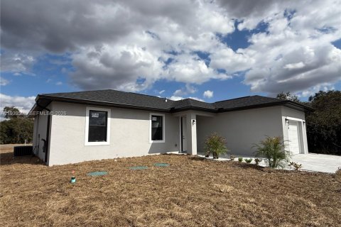 Купить виллу или дом в Лабель, Флорида 3 спальни, 120.03м2, № 1997474 - фото 3