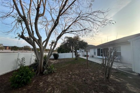 House in Davenport, Florida 3 bedrooms, 135.17 sq.m. № 1563012 - photo 5