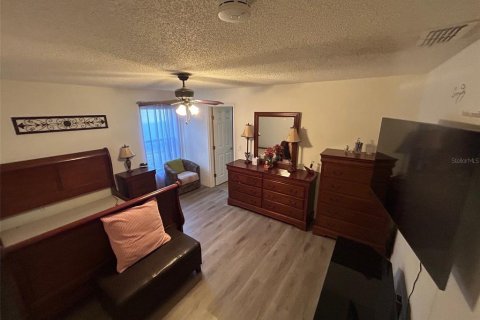House in Davenport, Florida 3 bedrooms, 135.17 sq.m. № 1563012 - photo 10