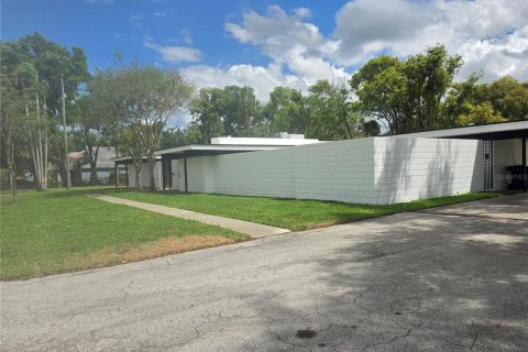 House in Bartow, Florida 3 bedrooms, 276.2 sq.m. № 2097287 - photo 29