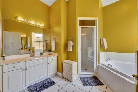 House in Davenport, Florida 5 bedrooms, 249.07 sq.m. № 1914242 - photo 18