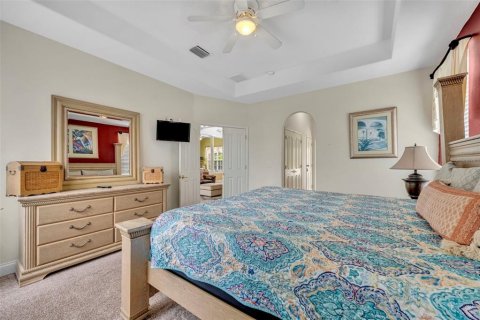 House in Davenport, Florida 5 bedrooms, 249.07 sq.m. № 1914242 - photo 16