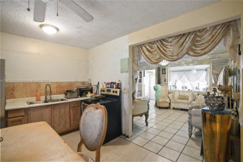 House in Fort Lauderdale, Florida 3 bedrooms, 93.37 sq.m. № 1968066 - photo 10