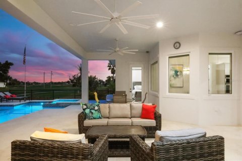House in Placida, Florida 3 bedrooms, 276.48 sq.m. № 2232980 - photo 7