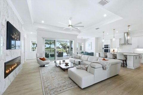 House in Placida, Florida 3 bedrooms, 276.48 sq.m. № 2232980 - photo 26