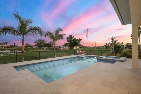 House in Placida, Florida 3 bedrooms, 276.48 sq.m. № 2232980 - photo 12