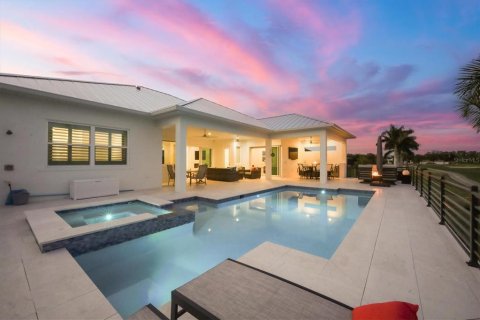 House in Placida, Florida 3 bedrooms, 276.48 sq.m. № 2232980 - photo 15