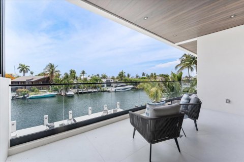 Casa en venta en Fort Lauderdale, Florida, 6 dormitorios, 537.07 m2 № 2190286 - foto 12