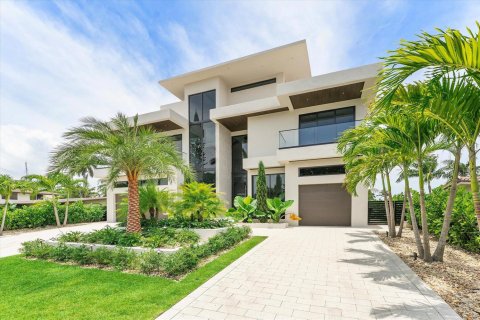 Casa en venta en Fort Lauderdale, Florida, 6 dormitorios, 537.07 m2 № 2190286 - foto 3