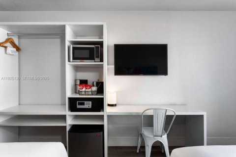 Hôtel, hôtellerie à vendre à Kissimmee, Floride: 2 chambres № 1983988 - photo 4