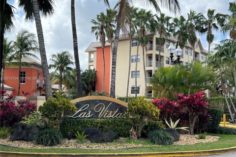 Condo in Doral, Florida, 1 bedroom  № 2076323