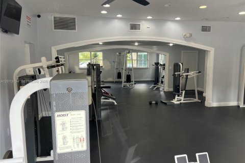 Condo in Doral, Florida, 1 bedroom  № 2076323 - photo 24