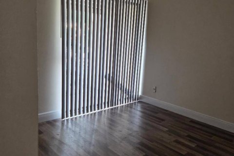 Touwnhouse à louer à Deerfield Beach, Floride: 3 chambres, 135.45 m2 № 2181703 - photo 2