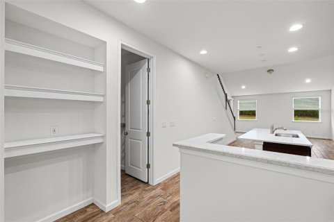 Touwnhouse à louer à Bradenton, Floride: 3 chambres, 167.87 m2 № 2156423 - photo 5