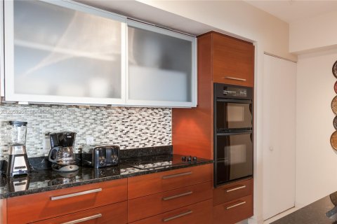 Copropriété à vendre à Hallandale Beach, Floride: 3 chambres, 155.61 m2 № 2150420 - photo 8