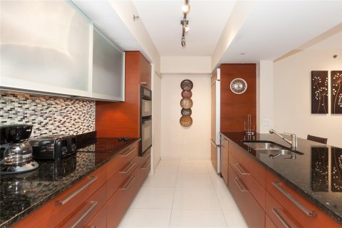 Copropriété à vendre à Hallandale Beach, Floride: 3 chambres, 155.61 m2 № 2150420 - photo 7