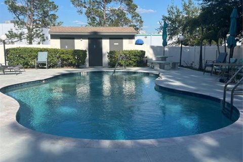 Condo in Dunedin, Florida, 2 bedrooms № 2105003 - photo 2