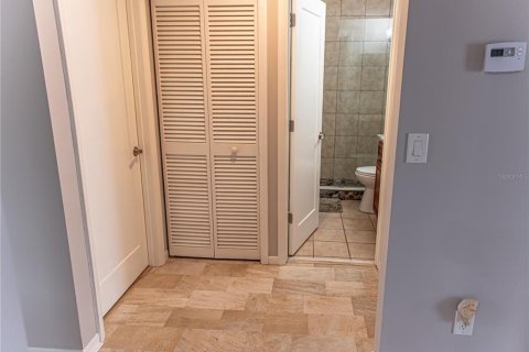 Condo in Dunedin, Florida, 2 bedrooms № 2105003 - photo 6