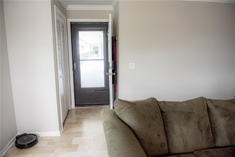 Condo in Dunedin, Florida, 2 bedrooms № 2105003 - photo 14
