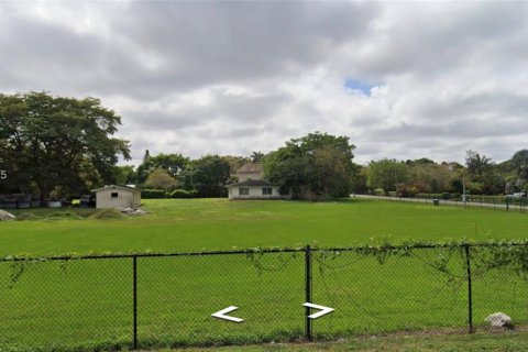 Terrain à Southwest Ranches, Floride № 2035632