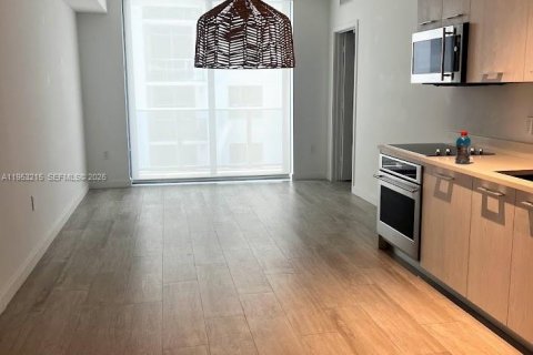 Copropriété à louer à Miami, Floride: 1 chambre, 63.55 m2 № 2011028 - photo 3