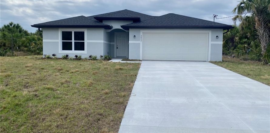 House in North Port, Florida 4 bedrooms, 166.39 sq.m. № 1539645