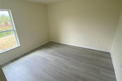 House in North Port, Florida 4 bedrooms, 166.39 sq.m. № 1539645 - photo 13