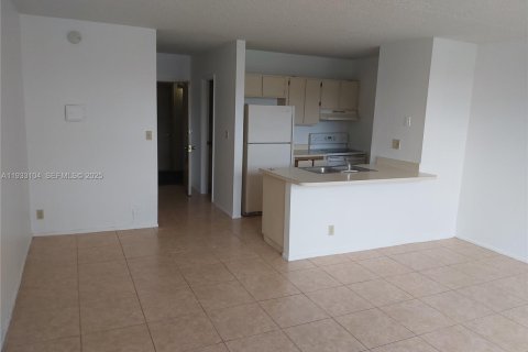 Condominio en venta en Coral Springs, Florida, 44.13 m2 № 1993202 - foto 3