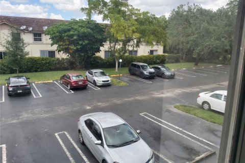 Condominio en venta en Coral Springs, Florida, 44.13 m2 № 1993202 - foto 5