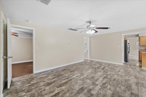House in Lakeland, Florida 4 bedrooms, 190.91 sq.m. № 1894148 - photo 14
