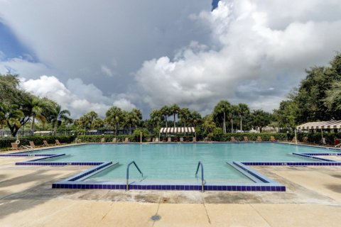 Townhouse in West Palm Beach, Florida 2 bedrooms, 114.83 sq.m. № 1171028 - photo 1