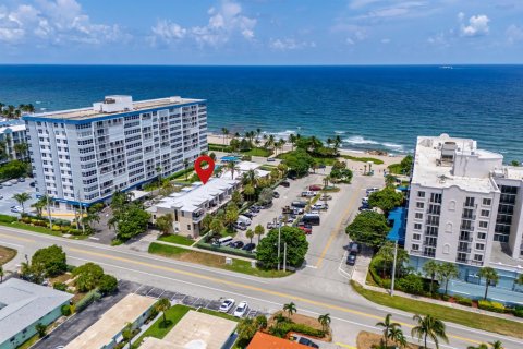 Townhouse in Deerfield Beach, Florida 2 bedrooms, 124.49 sq.m. № 2260020 - photo 28