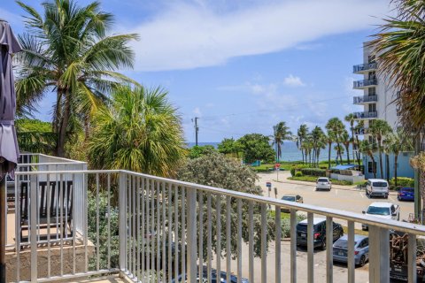 Townhouse in Deerfield Beach, Florida 2 bedrooms, 124.49 sq.m. № 2260020 - photo 6