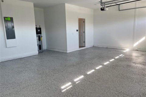 Villa ou maison à louer à Davenport, Floride: 4 chambres, 317.63 m2 № 2400362 - photo 25