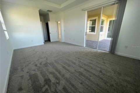 Villa ou maison à louer à Davenport, Floride: 4 chambres, 317.63 m2 № 2400362 - photo 11