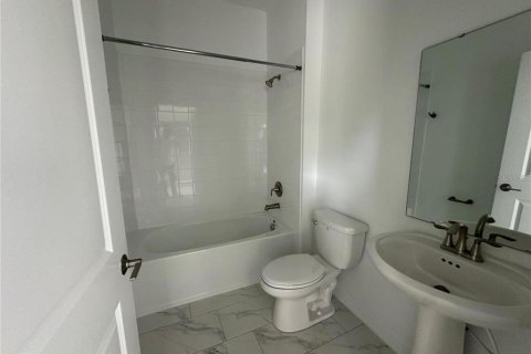 Villa ou maison à louer à Davenport, Floride: 4 chambres, 317.63 m2 № 2400362 - photo 19