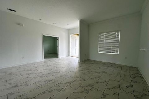 Villa ou maison à louer à Davenport, Floride: 4 chambres, 317.63 m2 № 2400362 - photo 4
