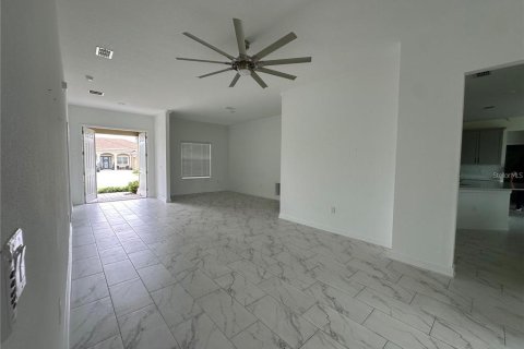 Villa ou maison à louer à Davenport, Floride: 4 chambres, 317.63 m2 № 2400362 - photo 5