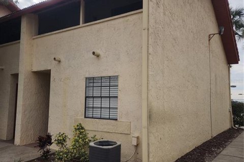 Copropriété à vendre à Orlando, Floride: 2 chambres, 104.42 m2 № 1570716 - photo 26