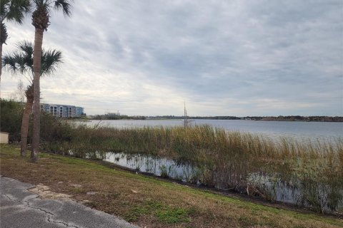 Copropriété à vendre à Orlando, Floride: 2 chambres, 104.42 m2 № 1570716 - photo 27