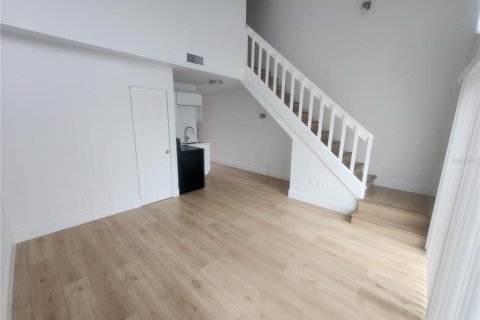 Copropriété à vendre à Orlando, Floride: 2 chambres, 104.42 m2 № 1570716 - photo 4