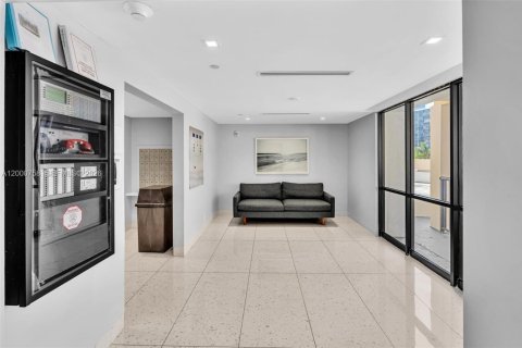 Condominio en venta en Aventura, Florida, 3 dormitorios, 185.8 m2 № 2065046 - foto 19