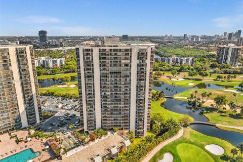 Condominio en venta en Aventura, Florida, 3 dormitorios, 185.8 m2 № 2065046 - foto 11