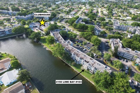 Condo in Tamarac, Florida, 2 bedrooms  № 2191942