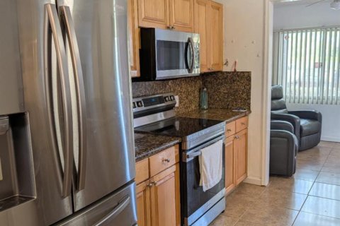 Copropriété à vendre à Pembroke Pines, Floride: 2 chambres, 126.72 m2 № 2084169 - photo 5