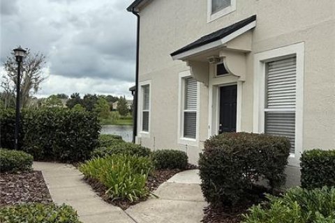 Townhouse in Orlando, Florida 3 bedrooms, 154.68 sq.m. № 1899307 - photo 2