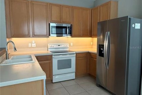 Townhouse in Orlando, Florida 3 bedrooms, 154.68 sq.m. № 1899307 - photo 6