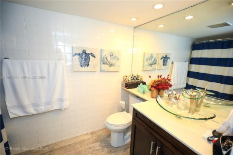 Снять в аренду кондоминиум в Майами, Флорида 1 спальня, 70.33м2, № 2025874 - фото 10