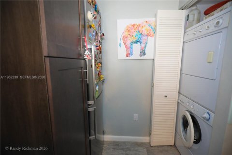 Снять в аренду кондоминиум в Майами, Флорида 1 спальня, 70.33м2, № 2025874 - фото 16