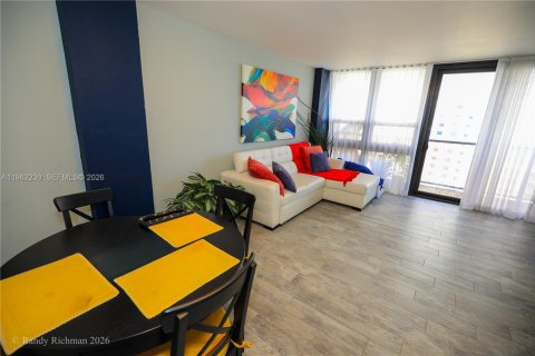 Снять в аренду кондоминиум в Майами, Флорида 1 спальня, 70.33м2, № 2025874 - фото 5